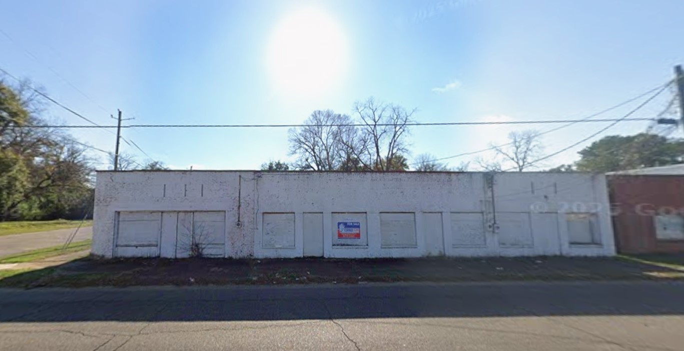 Photo of 599 J.L. Chestnut Junior Boulevard (Selma)